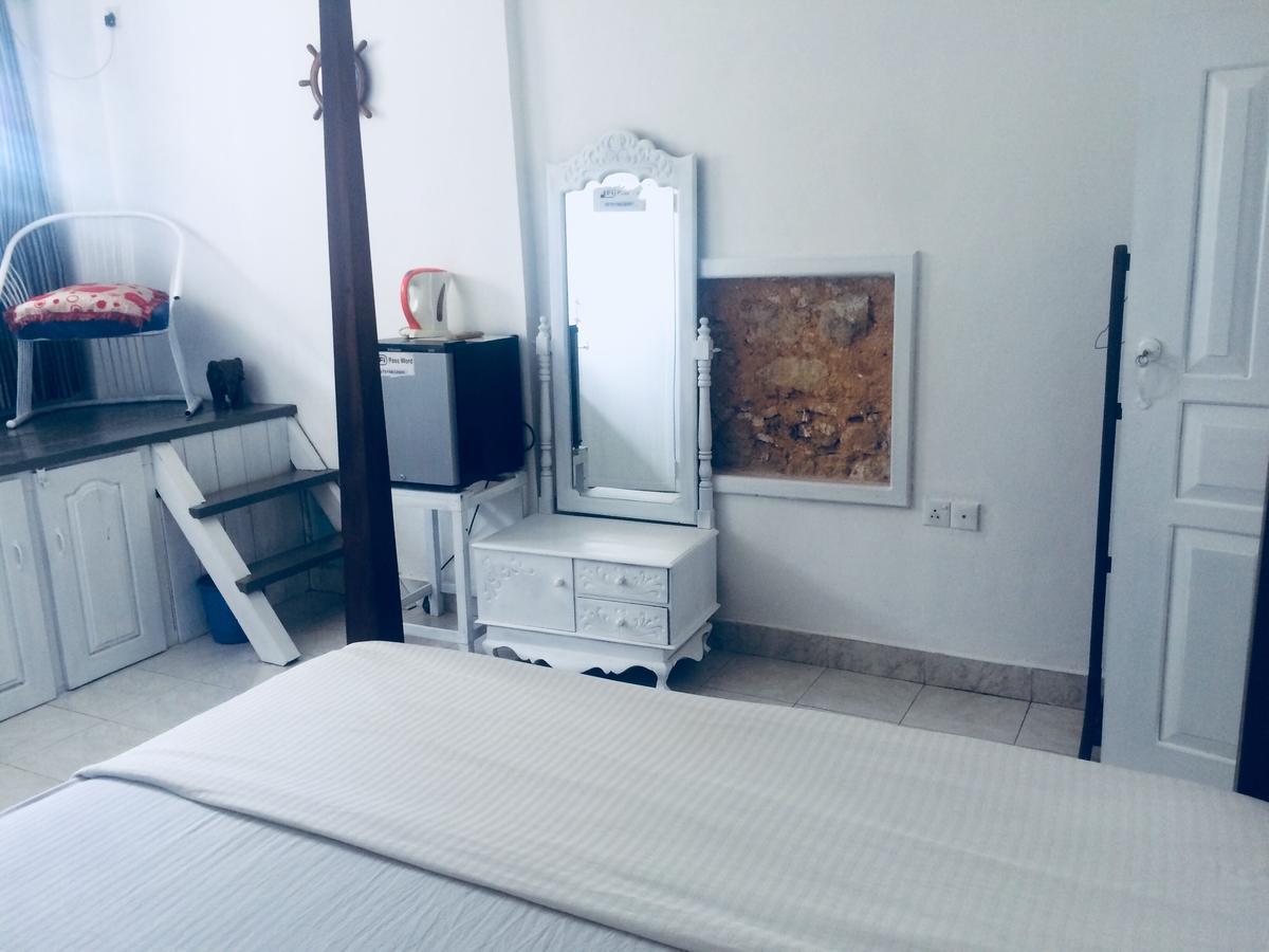 Fort Inn Guest House Галле Экстерьер фото